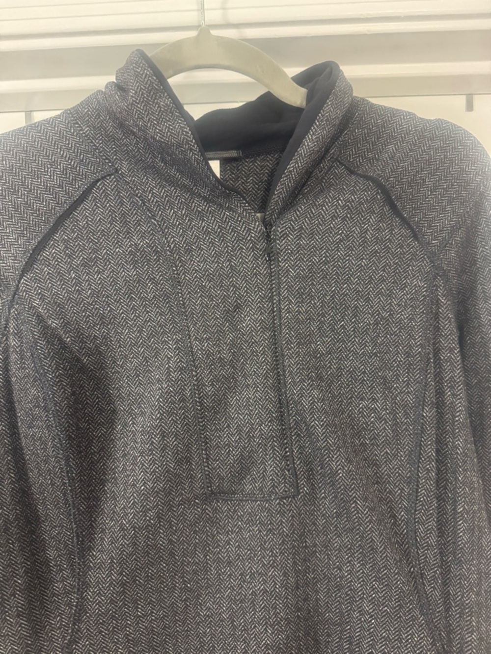 Lululemon Think Fast Herringbone Pullover - Picture 10 of 16